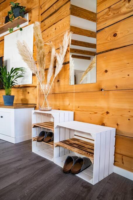 Neu Renoviertes Ferienhaus/Wohnunng Kleine Auszeit Sonnenbühl Екстериор снимка